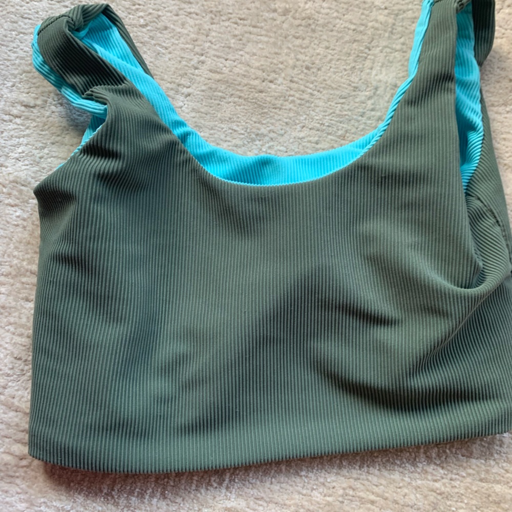 FIVE THE LABEL REVERSIBLE CROP TANK BLUE AND GREEN SUPER CUTE SIZE YXL
